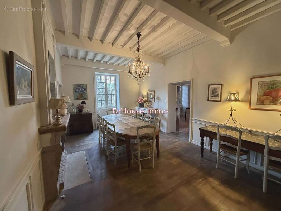 Maison à LA BAUME-CORNILLANE