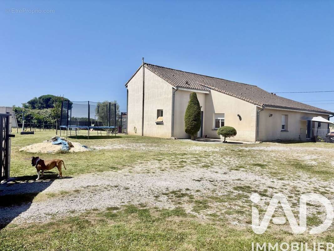 Maison 148 m² à Coux  - photo 3