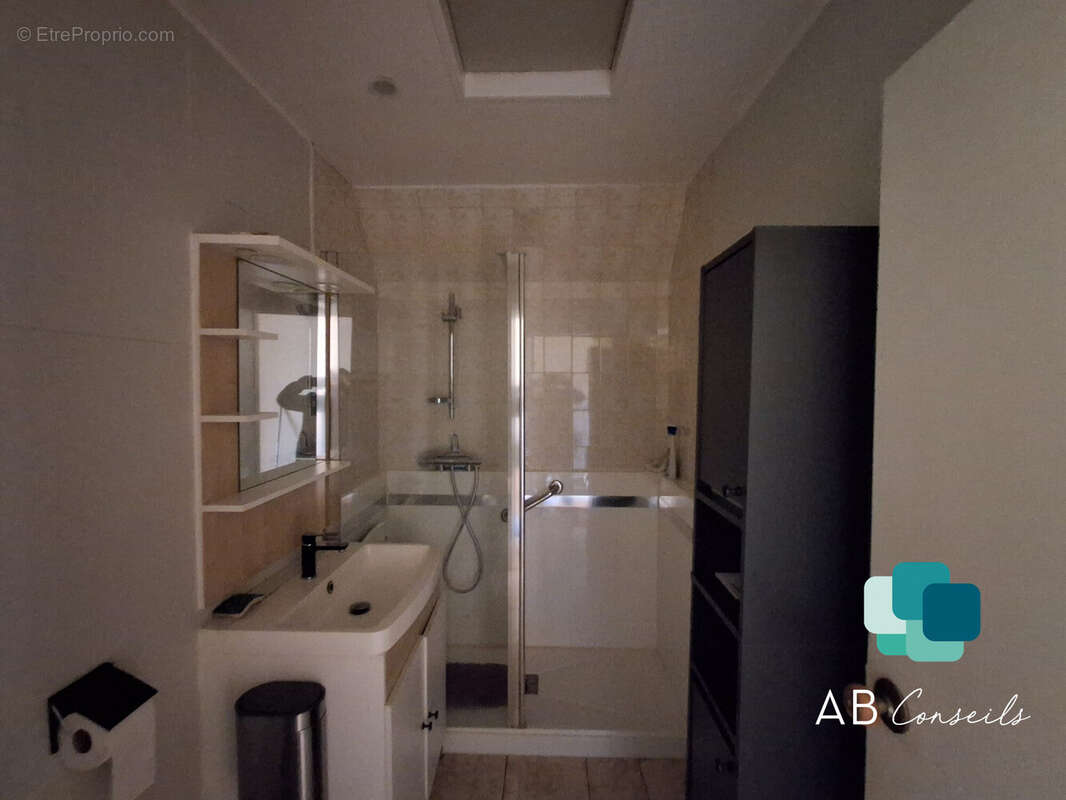 Maison à SAINT-LEGER-DU-BOURG-DENIS