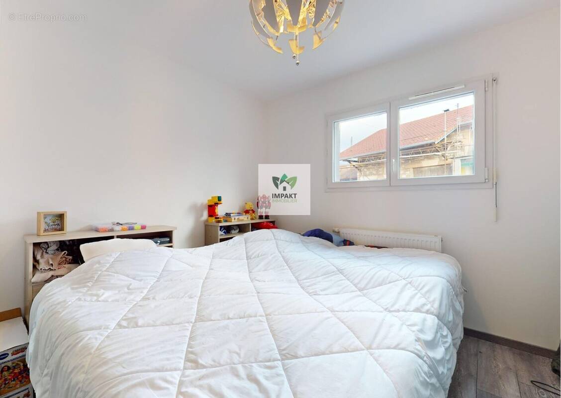 Maison à ROUGEGOUTTE