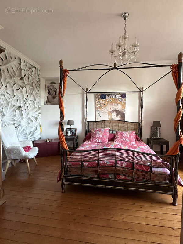 Maison à LE MEE-SUR-SEINE