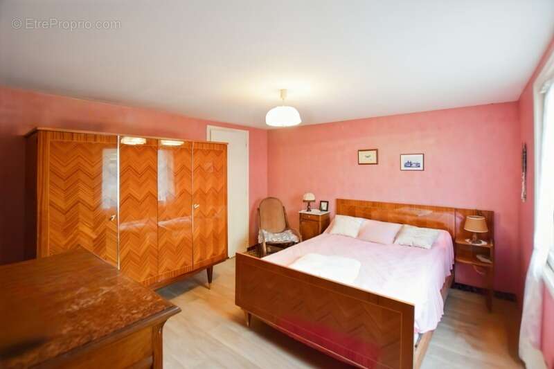 Maison à PARAY-LE-MONIAL