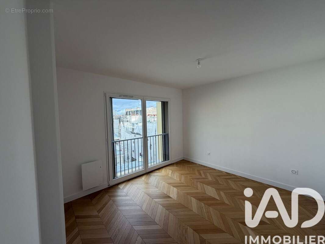 Photo 8 - Appartement à PARIS-18E