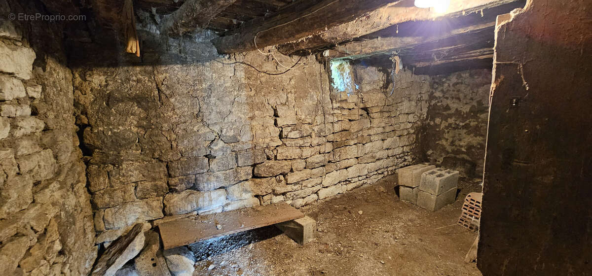 Maison à SAINT-GERMAIN-DES-BOIS