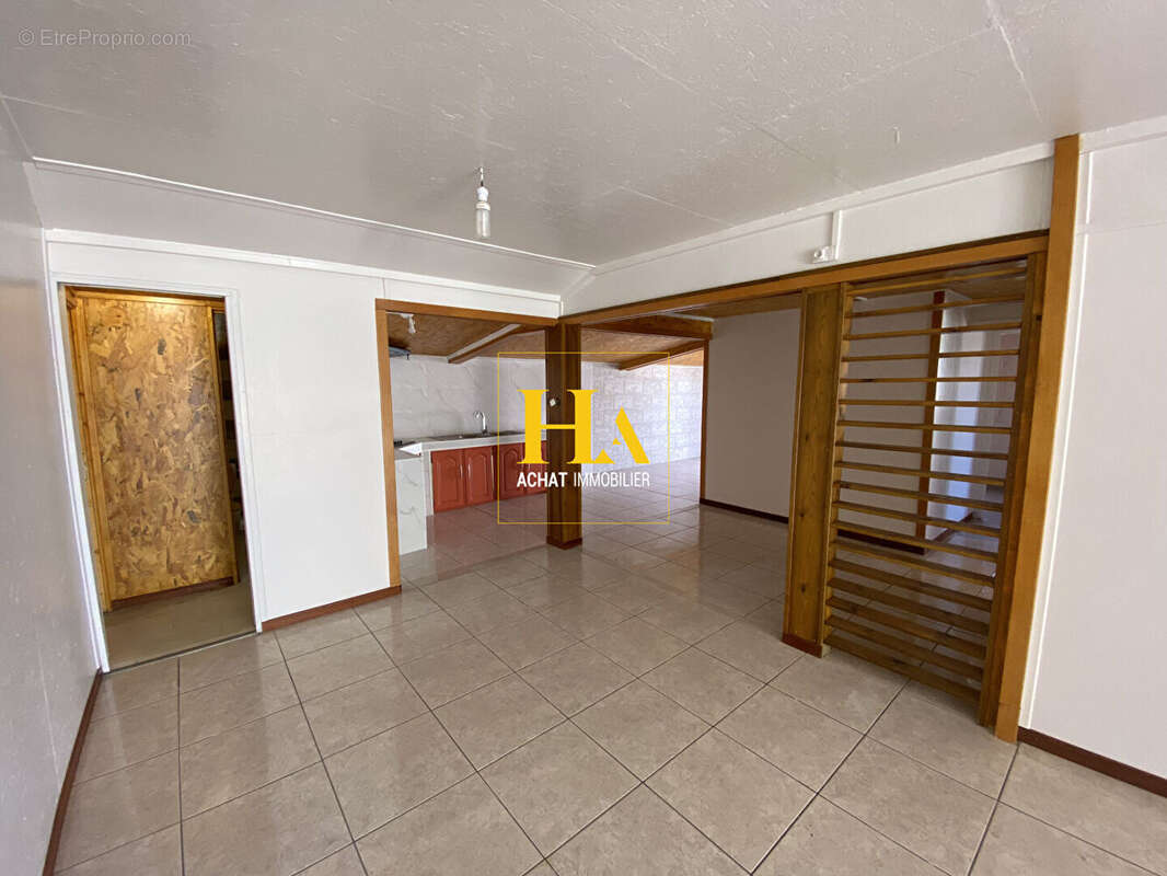 Maison à LES AVIRONS