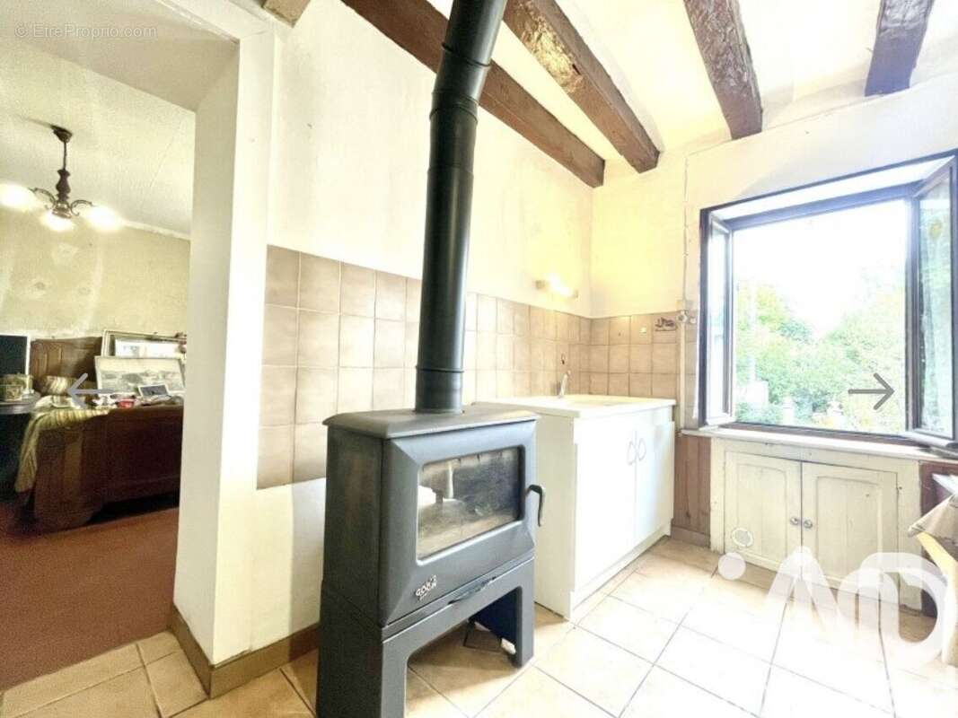 Maison 87 m² à Ruffec  - photo 6
