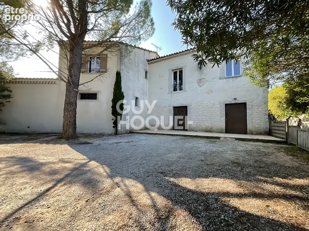 Photo Maison à Althen-Des-Paluds au prix de 630 000€