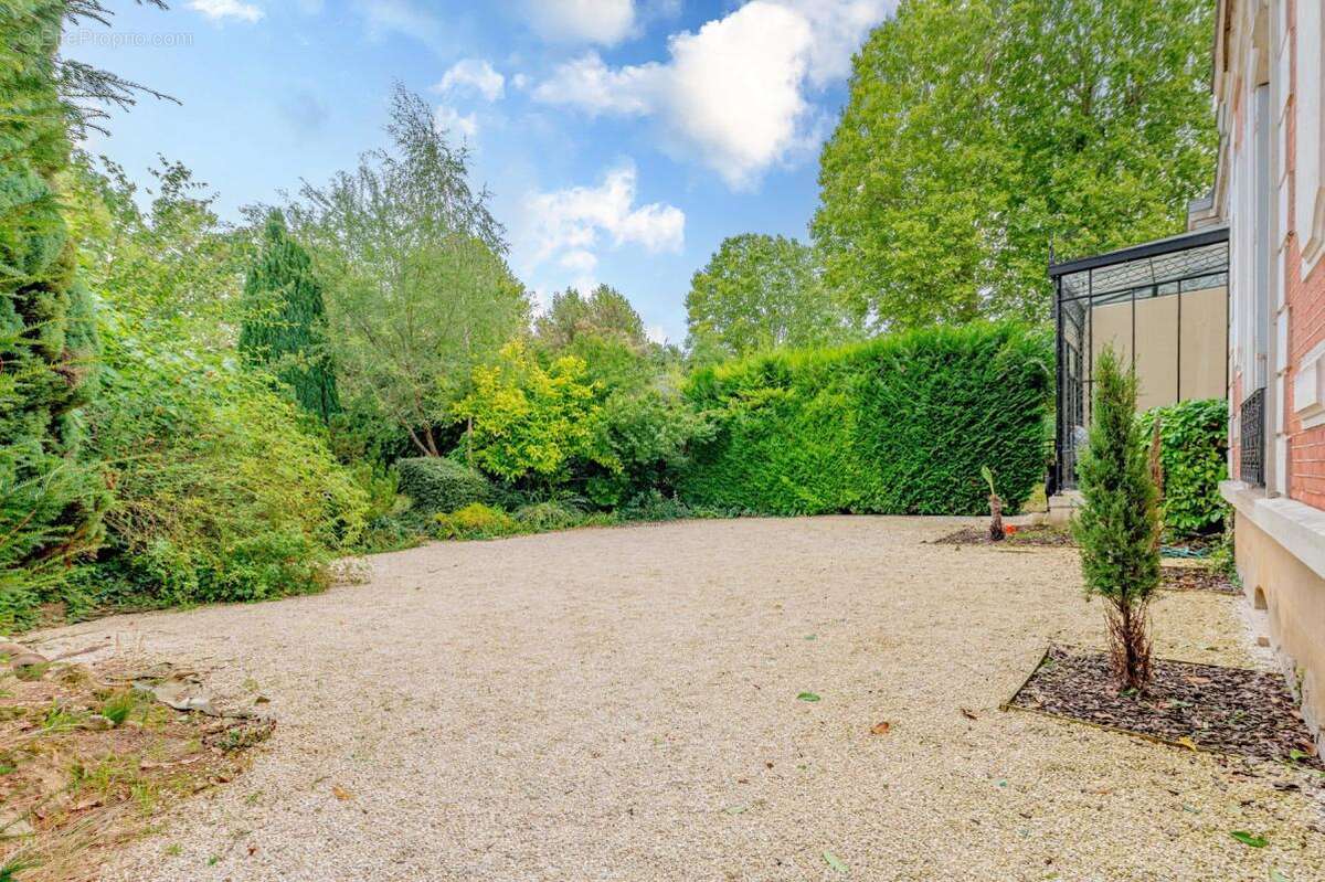 Appartement à SOISY-SUR-SEINE