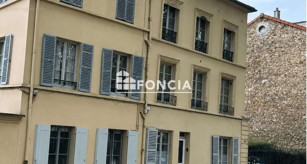 Appartement à VERSAILLES