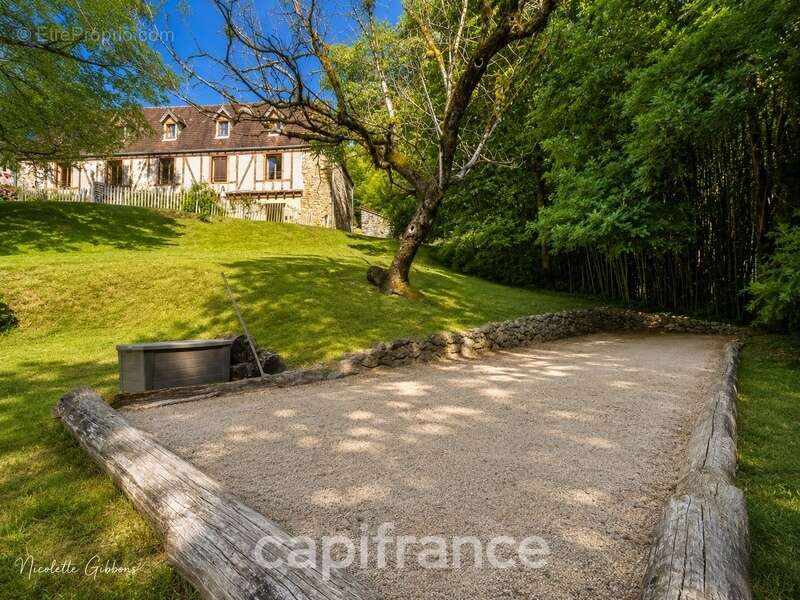 Domaine avec Trois Gîtes, Deux Sources Naturelles, Deux Piscines et 6 Hectares aux Portes de Beaulieu-sur-Dordogne - photo 35