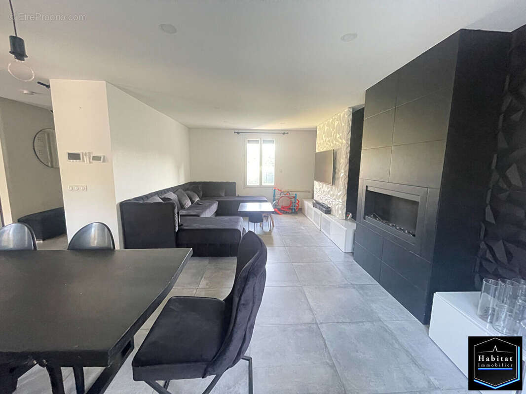 Maison à NANTEUIL-LE-HAUDOUIN