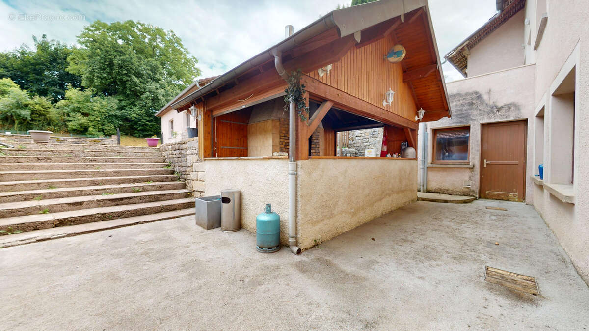 Appartement à CLERON