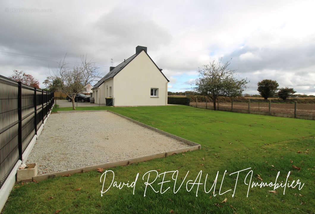 Maison à MONTERBLANC