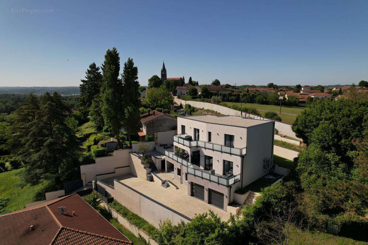 Maison à LYON-1E