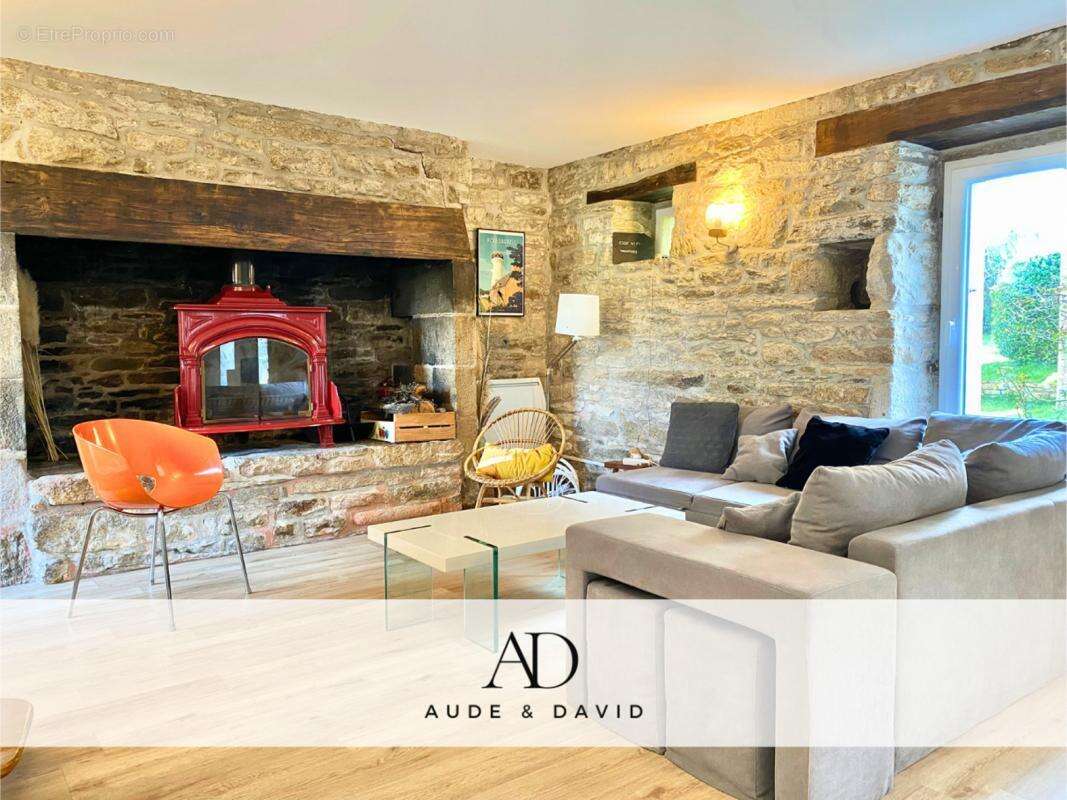 Maison à POULDREUZIC