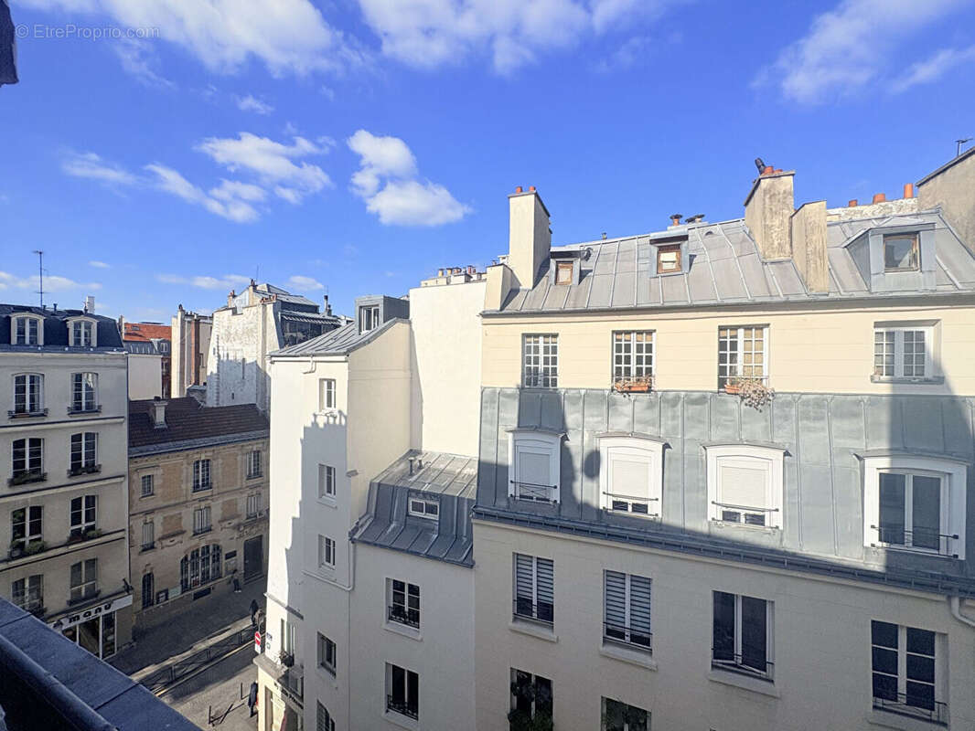 Appartement à PARIS-2E