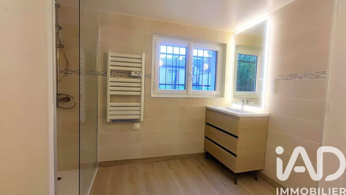 Photo 9 - Maison à LE THILLAY