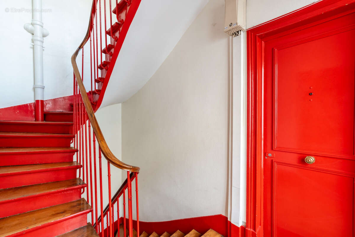 Appartement 55 m² à Paris-11e  - photo 7