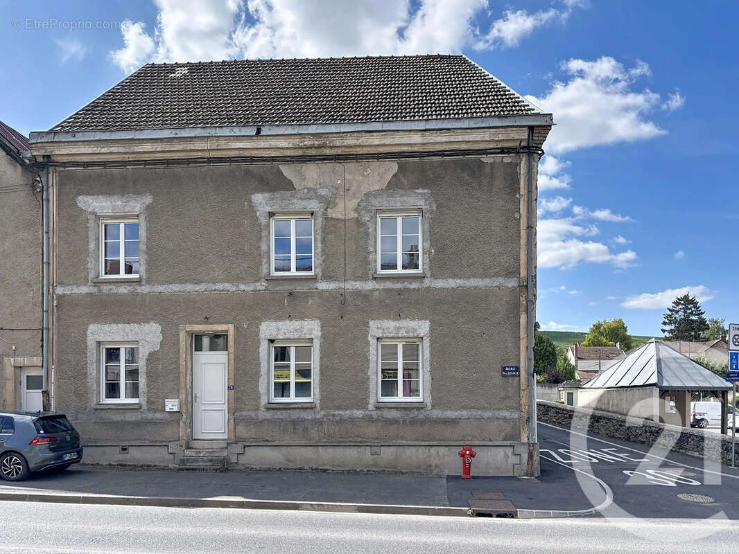 Maison 155 m² à Mareuil-Le-Port  - photo 2