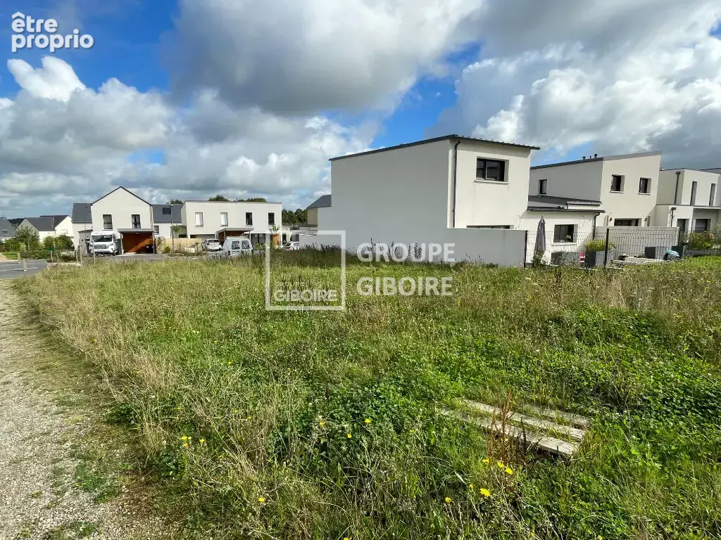 A VENDRE - Agence GIBOIRE - en EXCLUSIVITÉ - Terrain à bâtir de 347 m² - BOURGBARRÉ - Rennes métropole - photo 4