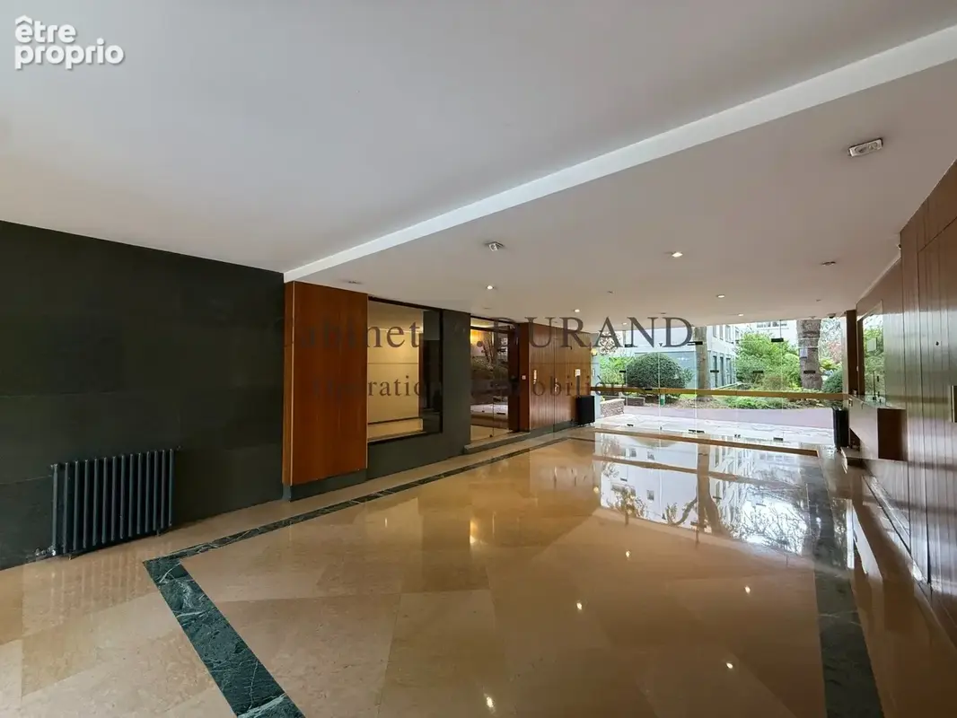 Appartement 1 pièce 15 m² à vendre à Neuilly-Sur-Seine (92200) - photo 3