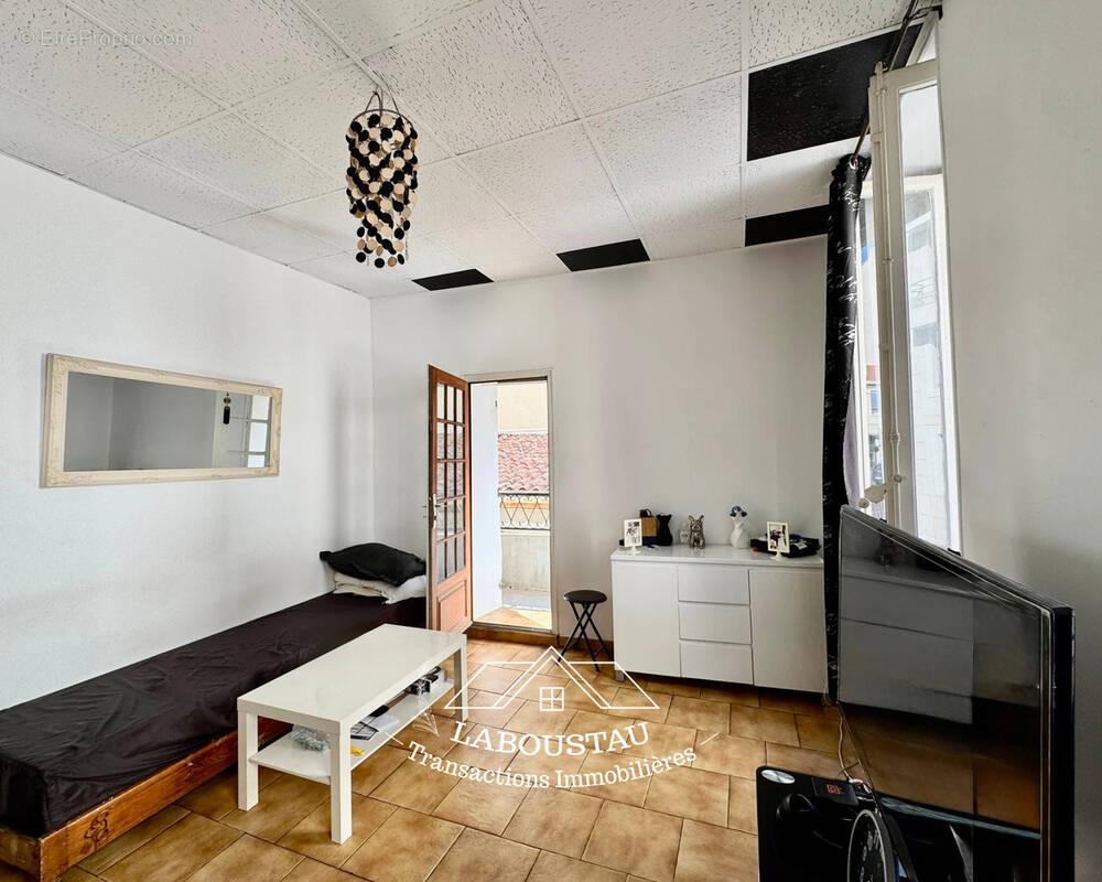 Appartement à MARSEILLE-3E