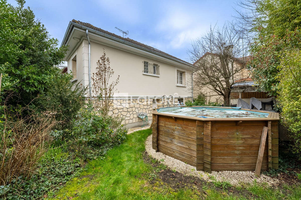 Maison à CONFLANS-SAINTE-HONORINE