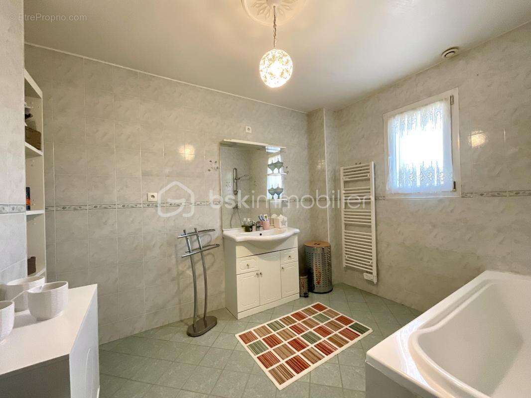 Maison à SAINT-CLEMENT