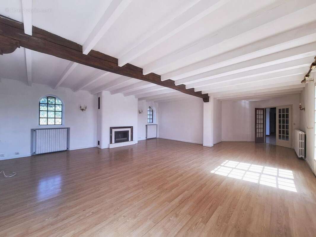 Prix en baisse ! A vendre Haute-Garonne (31) : Maison de village indépendante avec 5 chambres, garage et terrain de 2 700m2 - photo 8