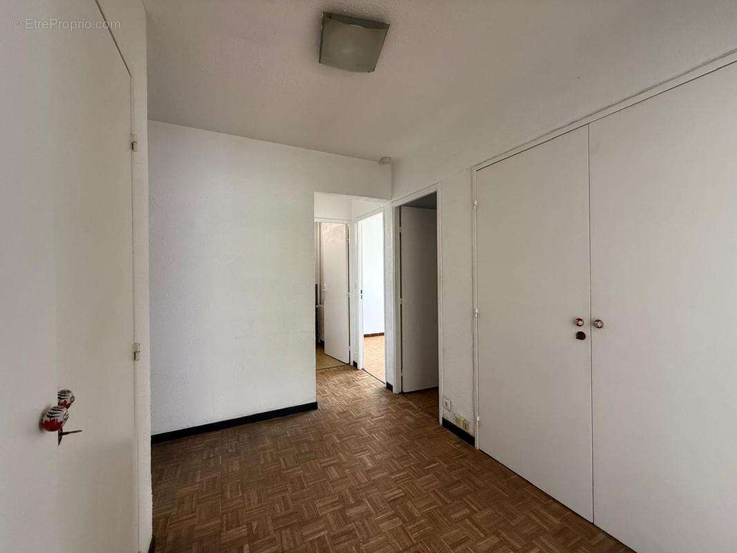 Appartement à MARSEILLE-10E