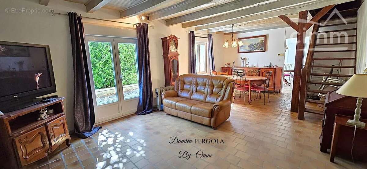 Maison de 107 m² avec grand atelier de 75 m² à deux pas du centre de Montignac-Lascaux - photo 5