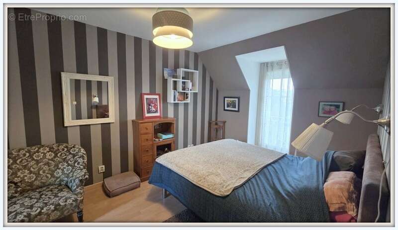 Maison à COURDIMANCHE