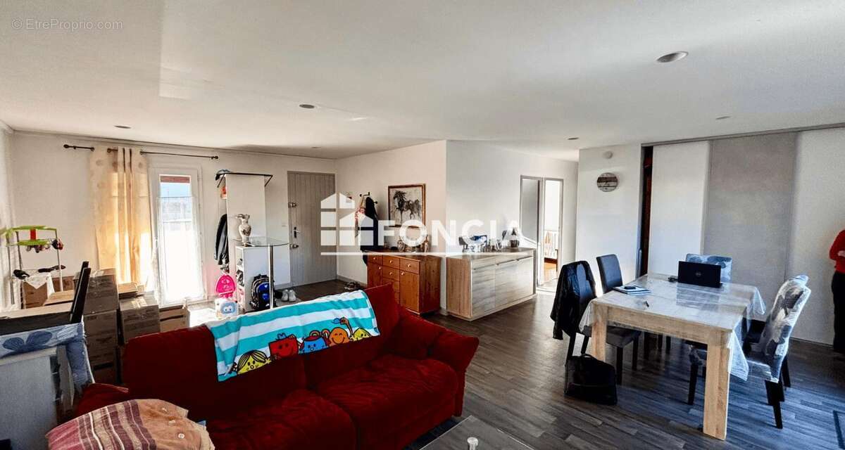 Maison à VILLENAVE-D'ORNON