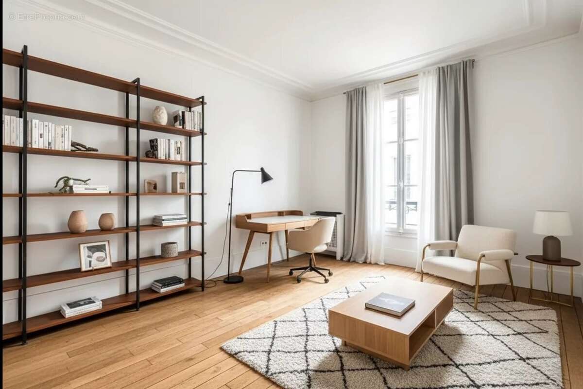 Appartement à PARIS-16E