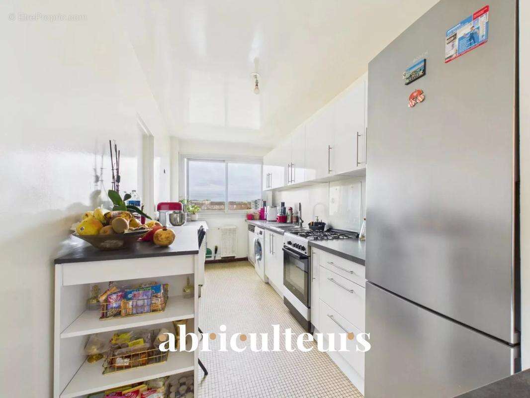 Appartement à COLOMBES