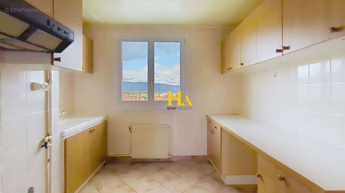 Appartement à BOURG-LES-VALENCE