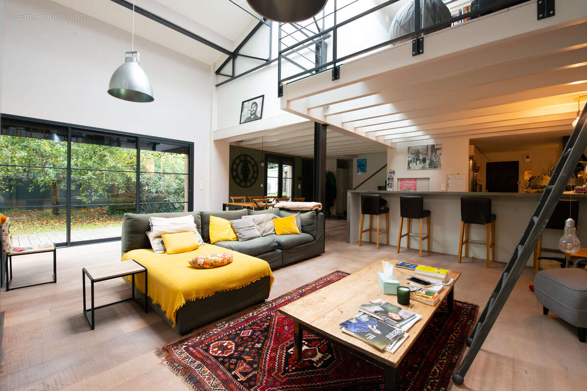 Appartement à BEGLES