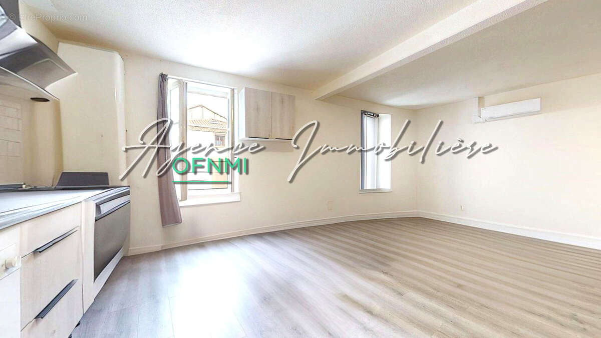 Appartement à SURY-LE-COMTAL