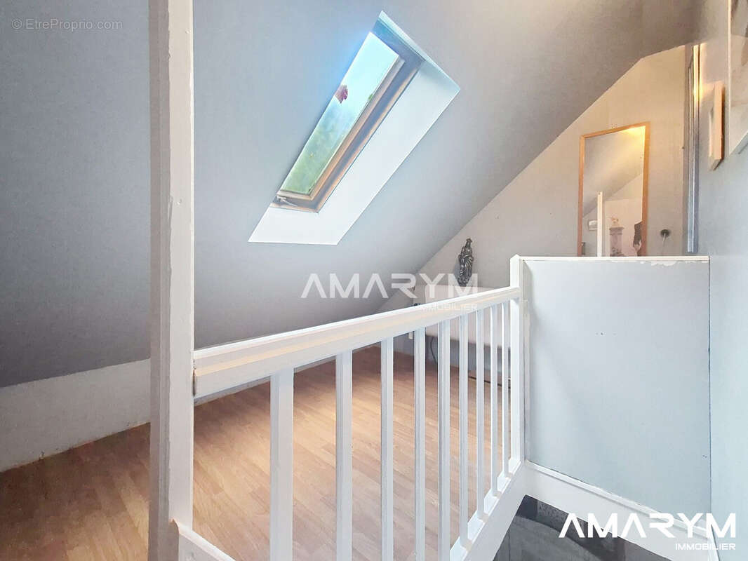 Maison à INCHEVILLE