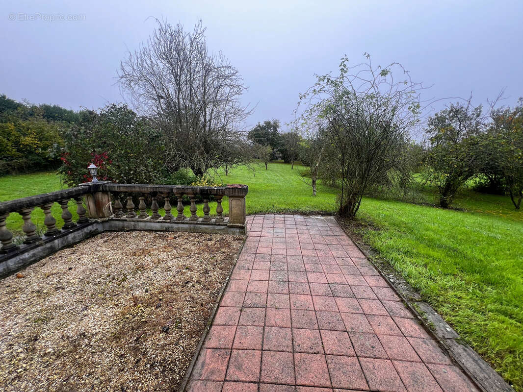 Maison à CHATELLERAULT