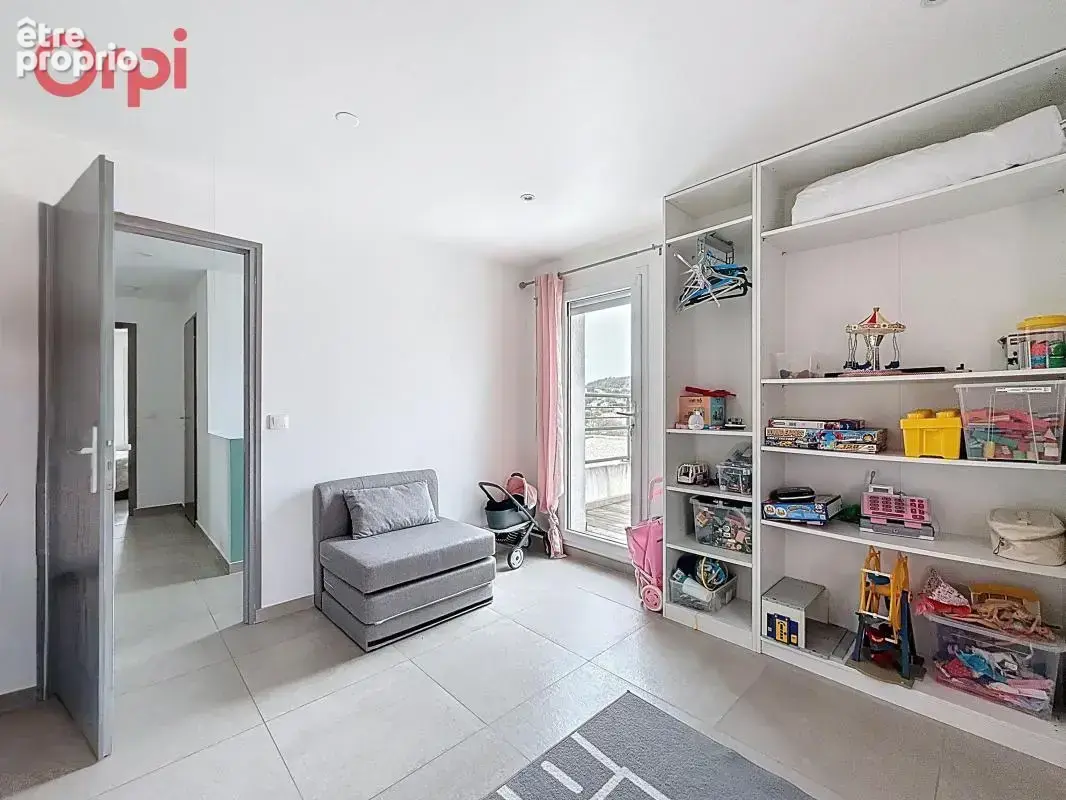 Villa sur le toit contemporaine de 128 m² terrasse 60m² 4 chambres dont 2 au rdc vue imprenable - photo 5