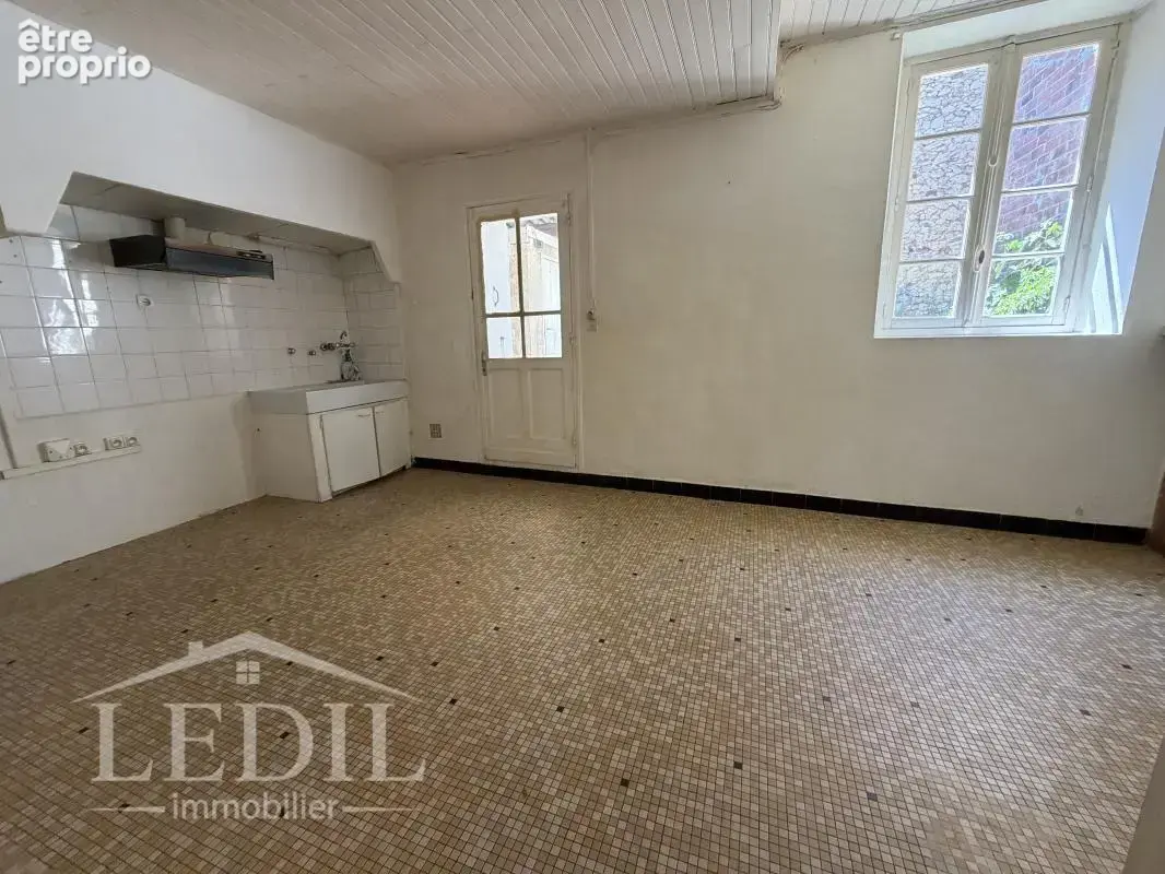 Maison de village avec cour intérieure - photo 4