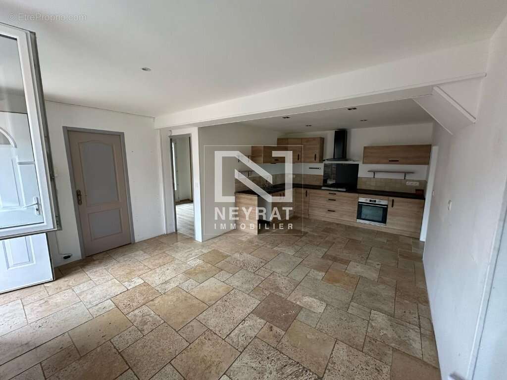 Appartement à MONTCHANIN