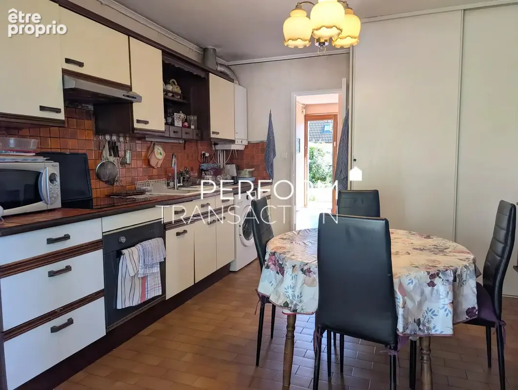 Maison R+1 avec véranda, jardin et garage – Lotissement La Saulée - photo 9