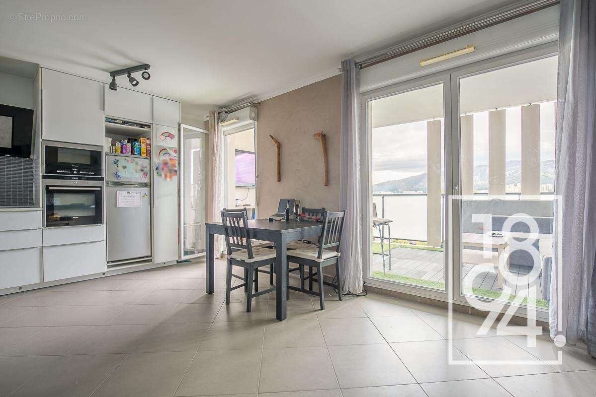 Appartement à MARSEILLE-10E