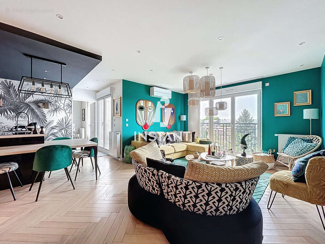 Appartement à SAINTE-GENEVIEVE-DES-BOIS