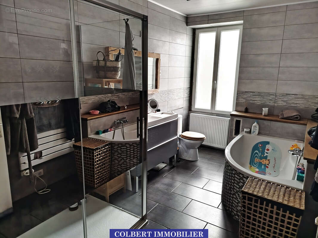 Maison rénovée avec dépendances exceptionnelles   Un bien rare aux multiples possibilités - photo 3