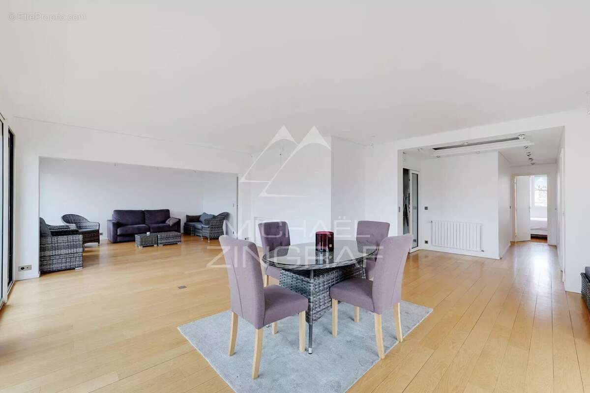 Appartement à PARIS-6E