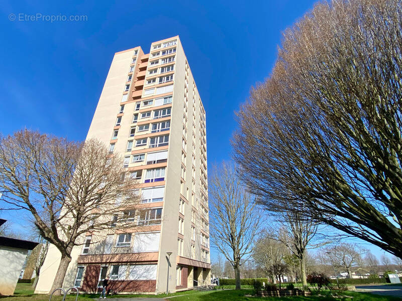 Appartement à HEROUVILLE-SAINT-CLAIR