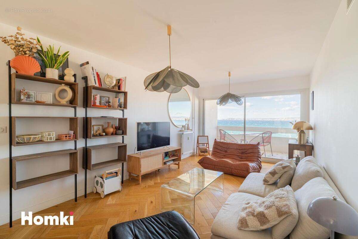 Appartement à MARSEILLE-8E